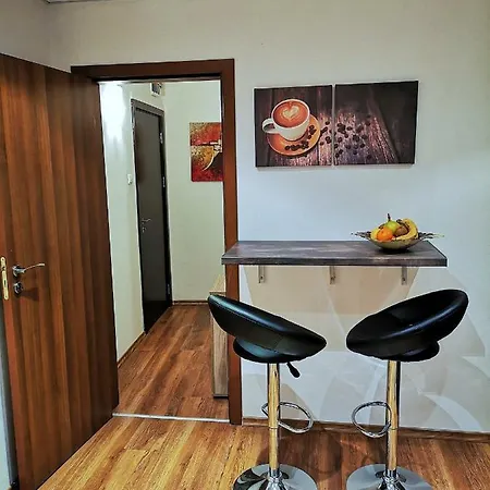 Central And Modern Right By Kapana شقة *
